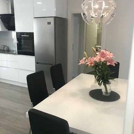 Apartments Holiday Башка-Вода Экстерьер фото